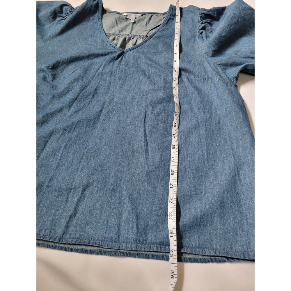 Draper James Chambray Heidi V-Neck Puff Sleeve Denim Blue Women's Top Sz L - Picture 5 of 8
